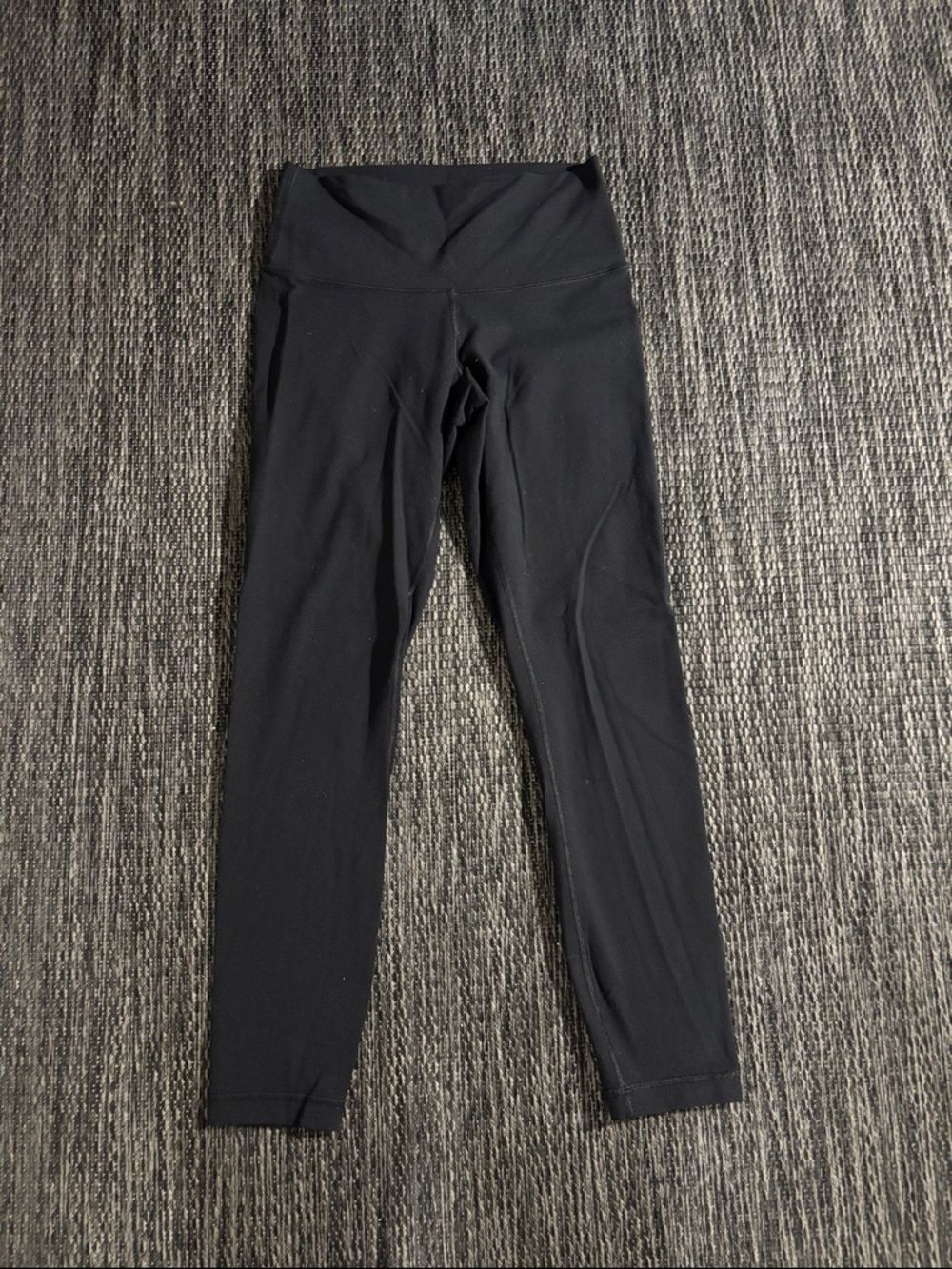 Lululemon wunder under compressive leggings